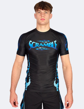 스크램블 1998 아이스 래쉬가드 숏슬리브 - 블랙