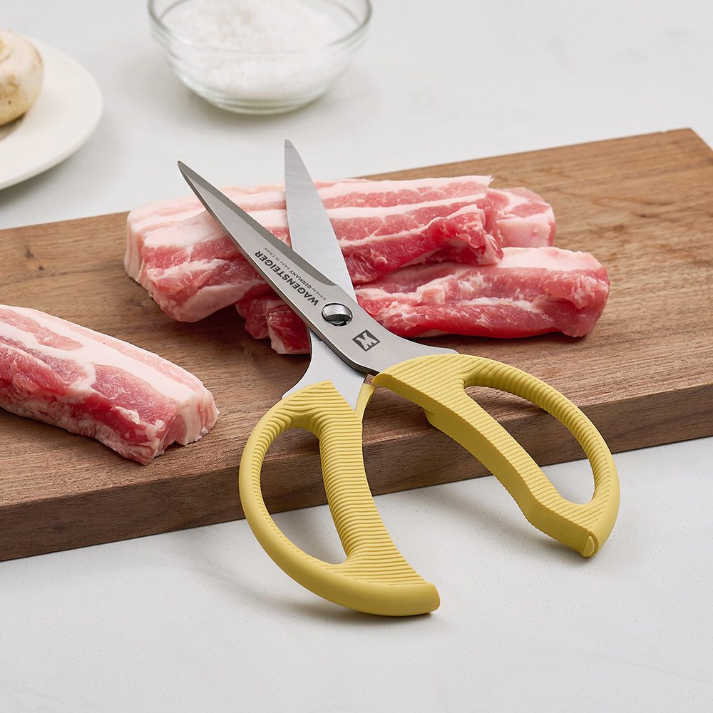 바겐슈타이거 아크트가위 옐로우