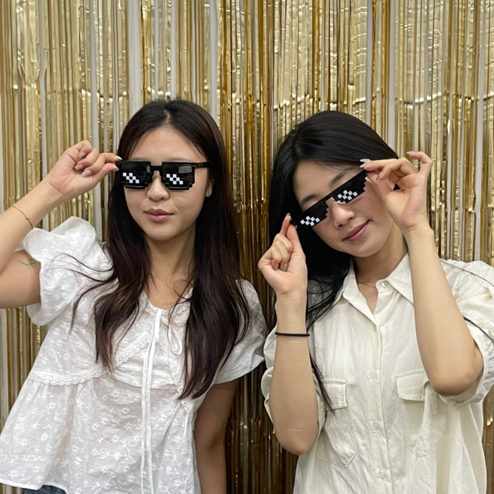 스포츠선글라스라이딩 미러선글라스 이색선글라스 선쉴드 색상렌즈안경 스포티선글라스 선채색안경 비침선글라스 선글라스디자인 클리어선글라스 블랙선글라스스퀘어 픽셀 인싸 뿔테 안경 선글라스