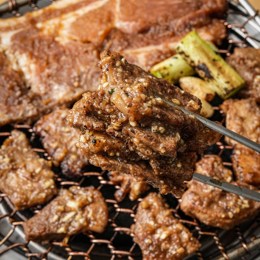 갈비맛집1995 칼집양념갈비 800g 숙성양념 미국산 (냉동)