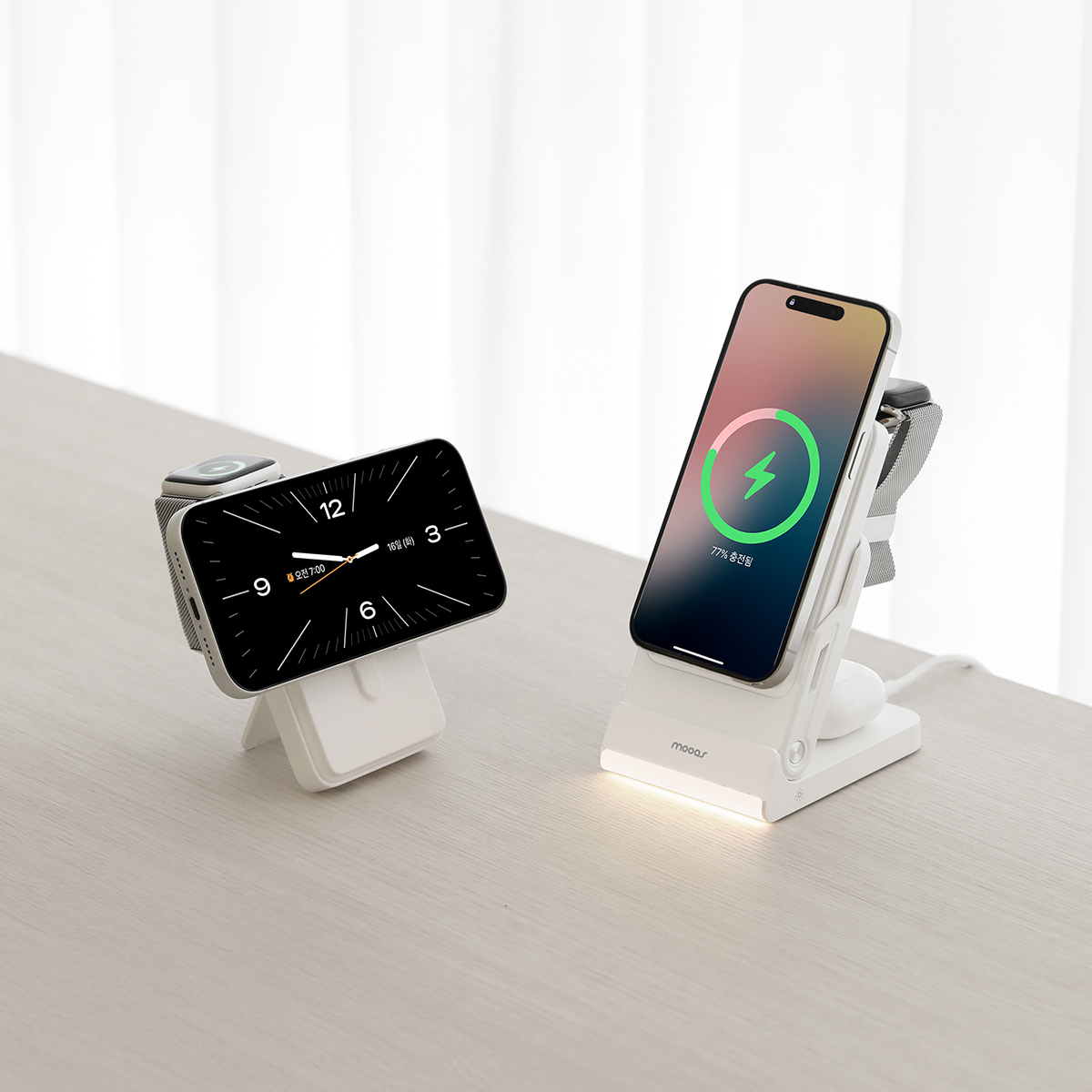 무아스 폴더블 4 in 1 맥세이프 보조배터리 & 무선충전기 (5,000mAh)