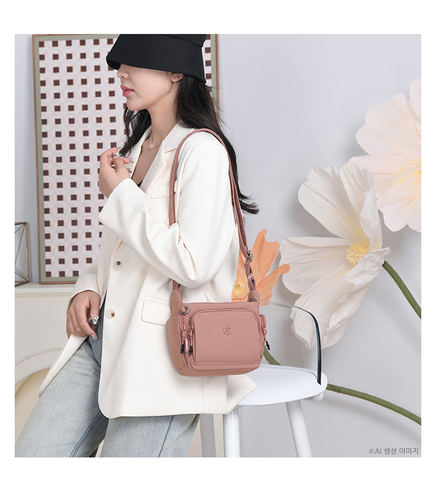 20260304_lily_mini_crossbody_bag_18.jpg