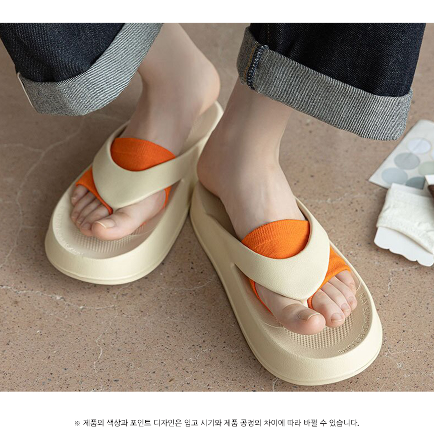 260722_split_toe_socks_22.jpg
