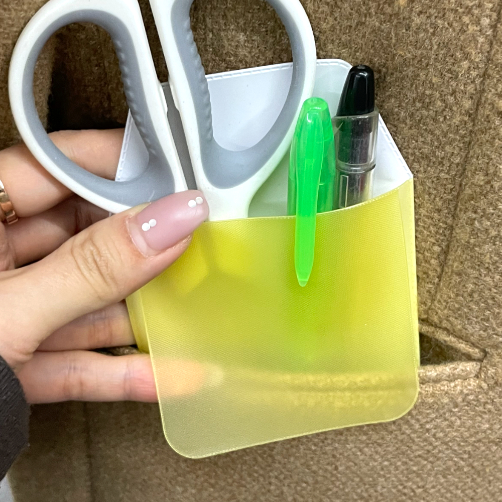 가죽공예키트 보안필통 필통보관함 간호필수품 필통만들기세트 애니멀파우치 클리어필통 심플PVC필통 연필보관함 대표필통 귀여운파우치 클래식물품 옐로우 주머니 간호사필수템 널스포켓 필통
