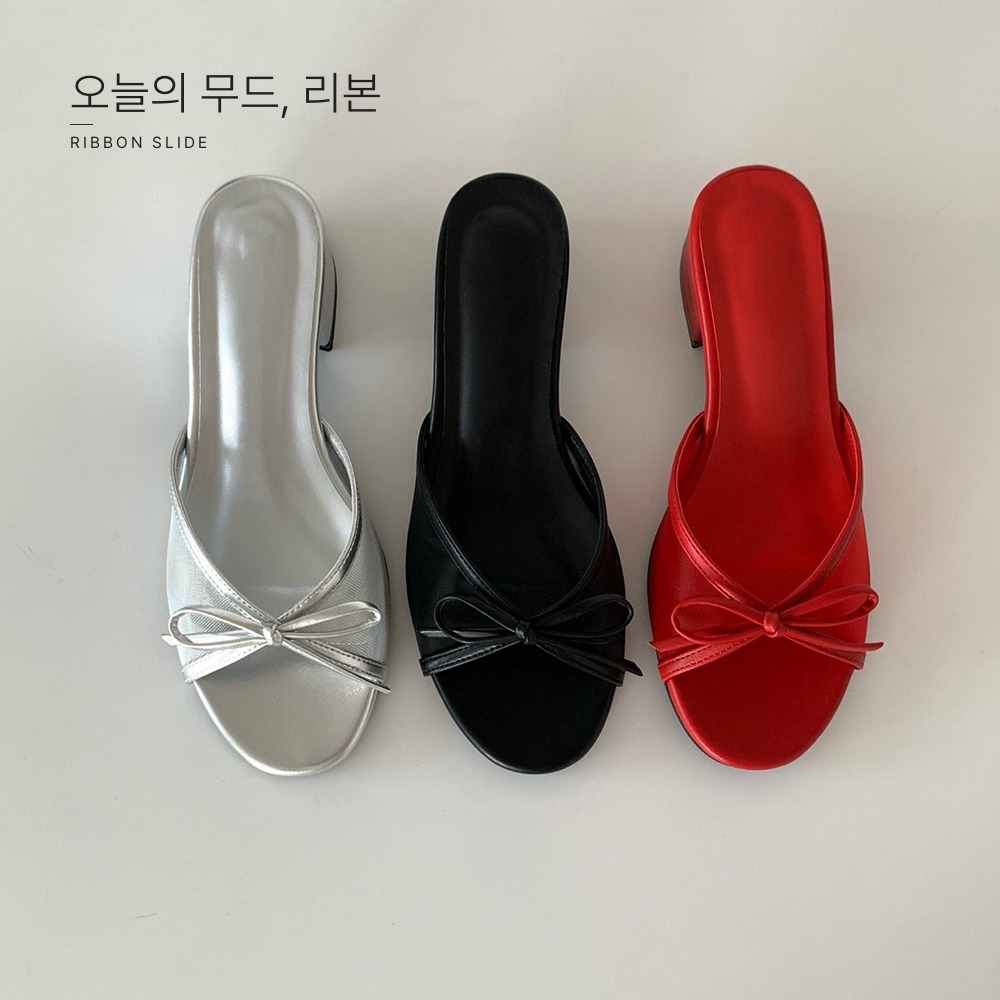 리본 디테일 슬라이드 샌들 실버 블랙 레드 데일리 슈즈