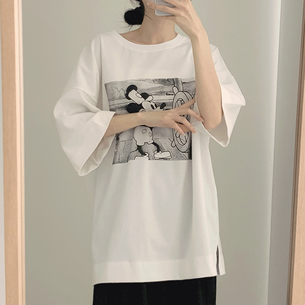 흑백미키 루즈핏 반팔 티셔츠